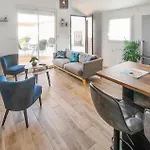 Holiday home 2 Bedroom Cozy In La Presqu' L'Aiguillon-sur-Mer