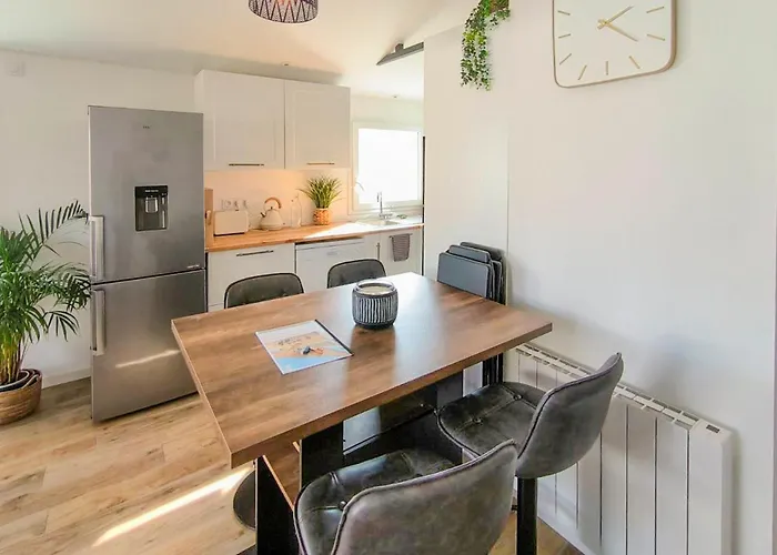 In La Presqu' With Wifi 度假居 *